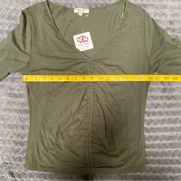 Heart & Hips Shirt Womens Large Olive Green Long Sleeve Top Cinch Drawstring - Picture 9 of 11
